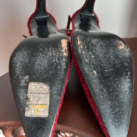 CHRISTIAN DIOR PARIS DEEP RED VELVET PUMPS HEELS ITALY 37.5 US 7.5 - Picture 13 of 16
